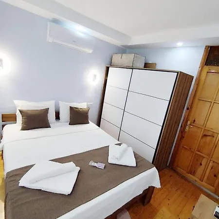 Manolyam 5 .1+1 Апартаменты *