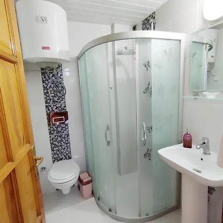 Manolyam 5 .1+1 * Kaş